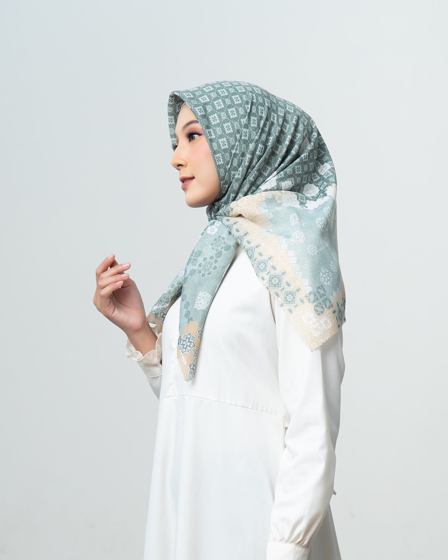 Voal Superfine Segiempat Motif Ornament - HAFISYA | Harraku
