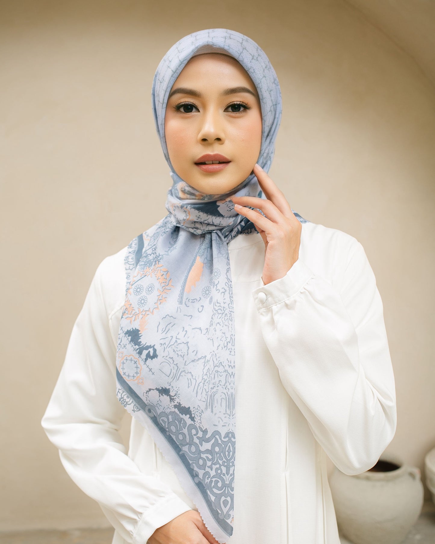 Voal Superfine Segiempat Motif Abstrak - LUMINA | Harraku